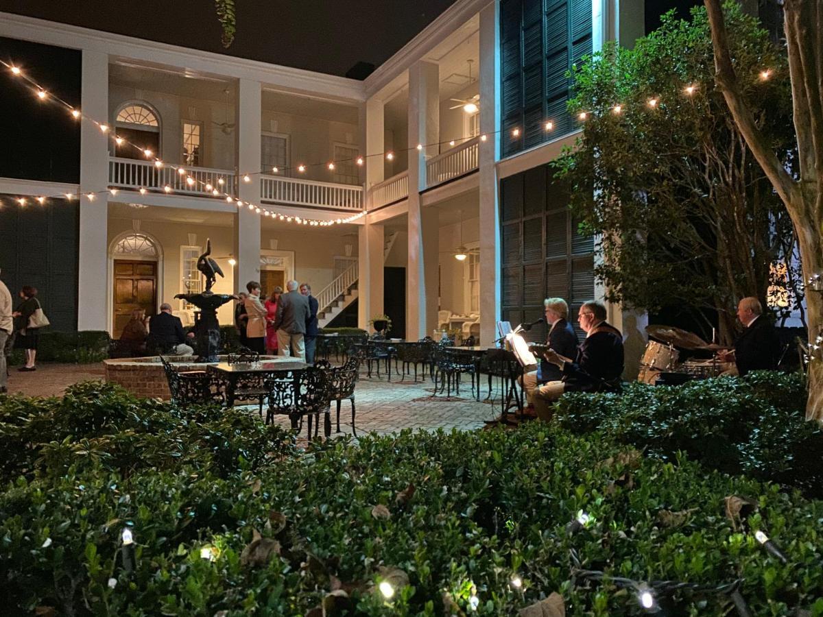 Monmouth Historic Inn Natchez Kültér fotó